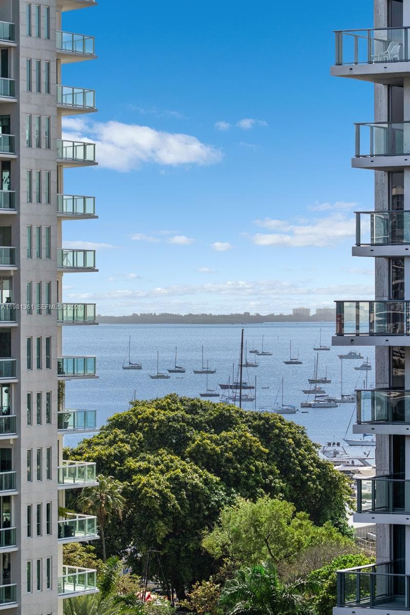 2678 Tigertail Ave # 802, Coconut Grove FL 33133 — 18