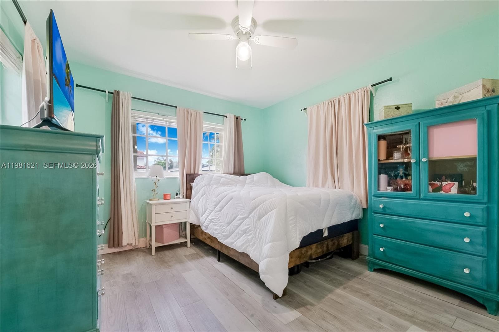 6350 NW 39th Ter, Virginia Gardens FL 33166 — 12