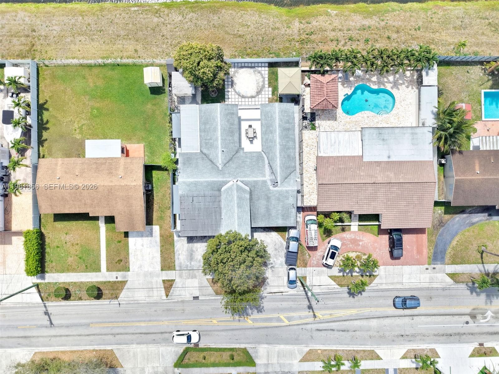 756 W 53rd St, Hialeah FL 33012 — 56