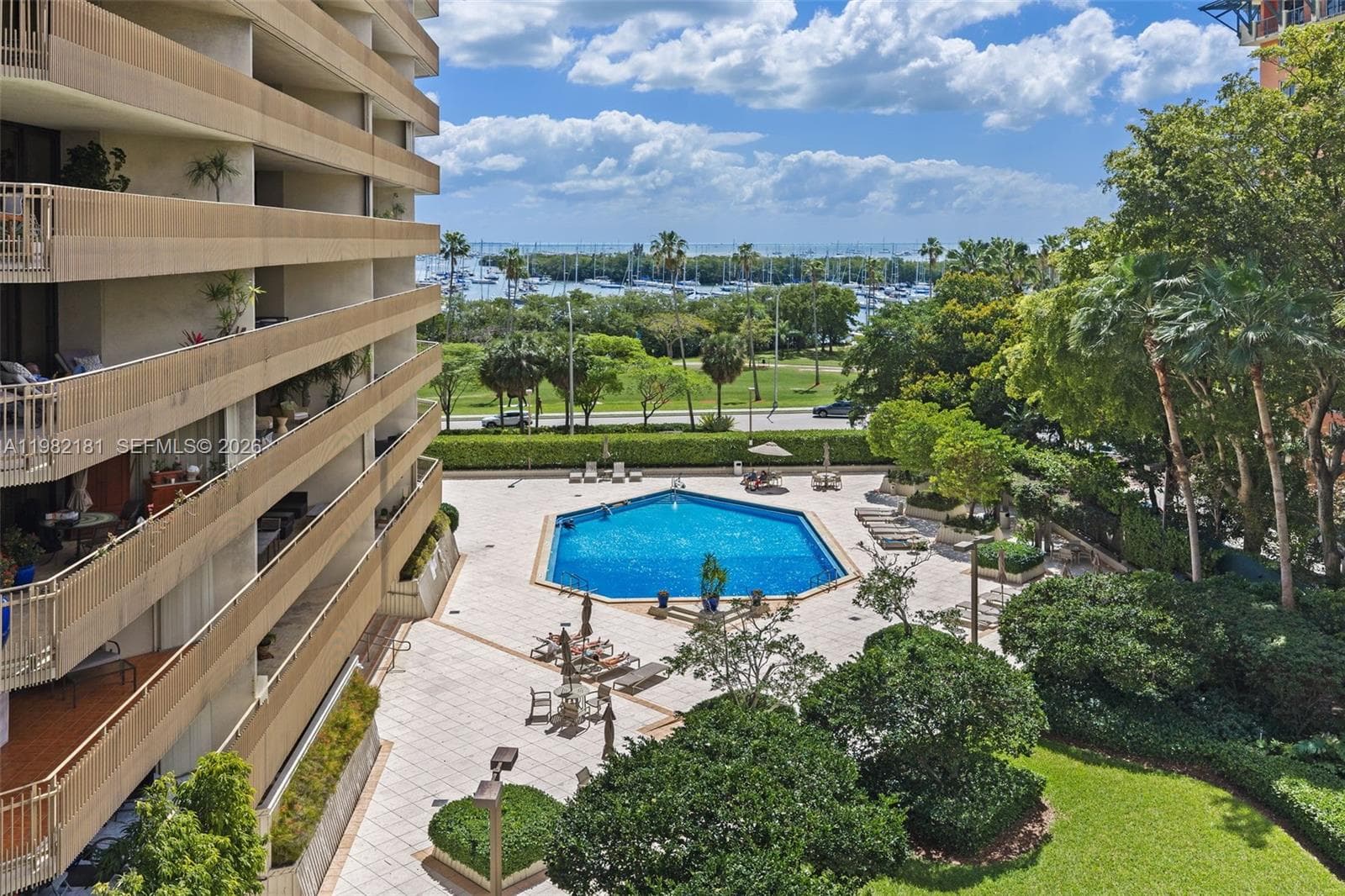 2901 S Bayshore Dr # 8E, Coconut Grove FL 33133 — 3