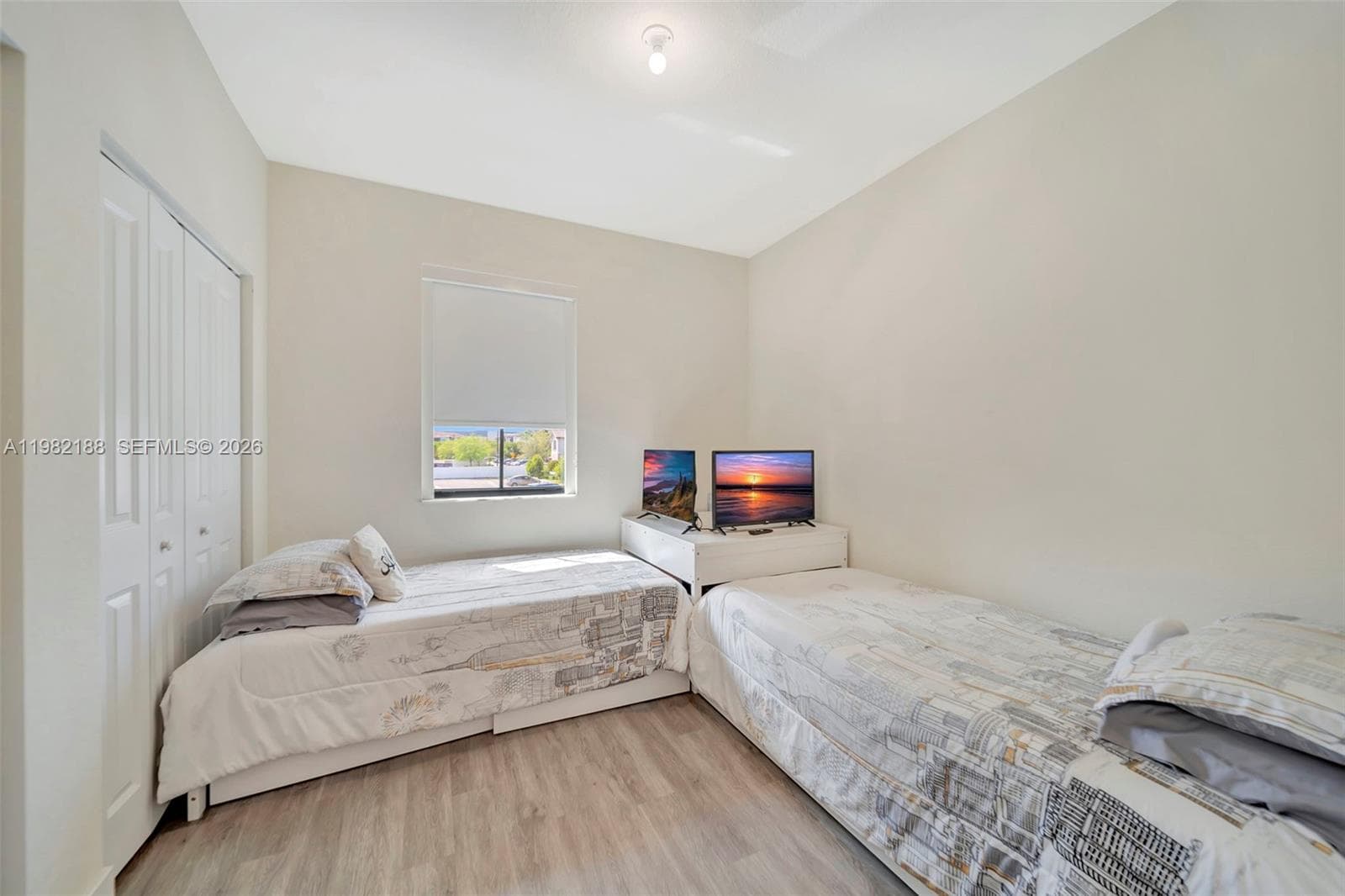 11295 W 34th Way, Hialeah Gardens FL 33018 — 41