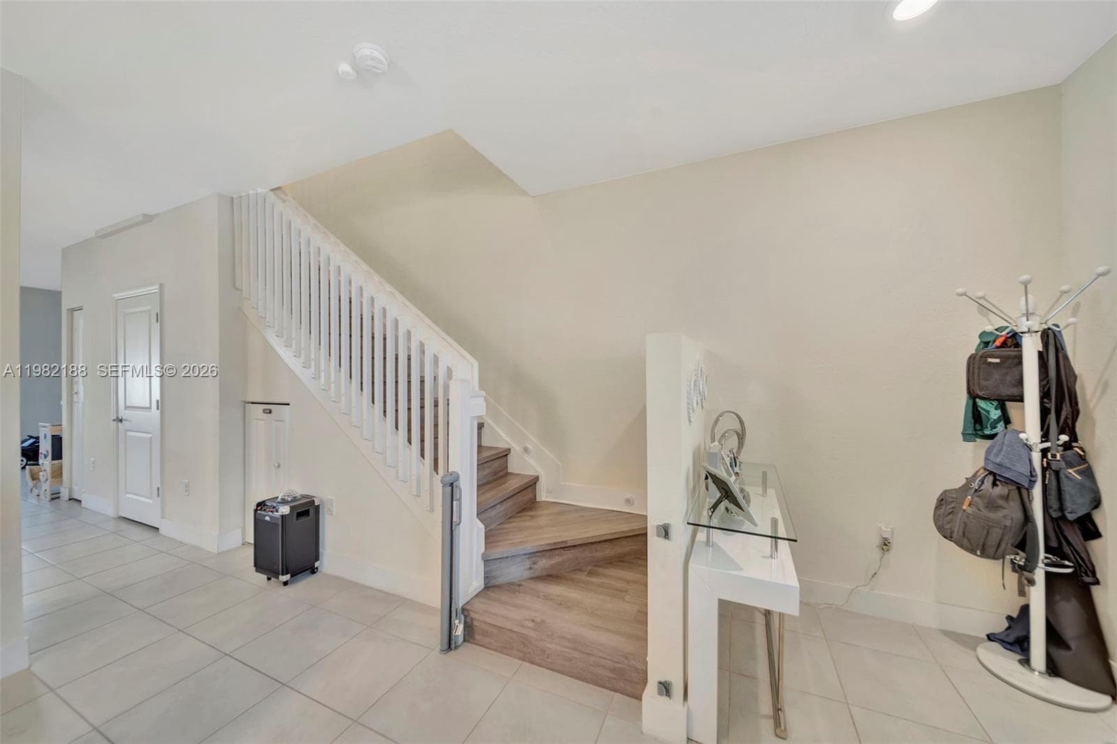 11295 W 34th Way, Hialeah Gardens FL 33018 — 11
