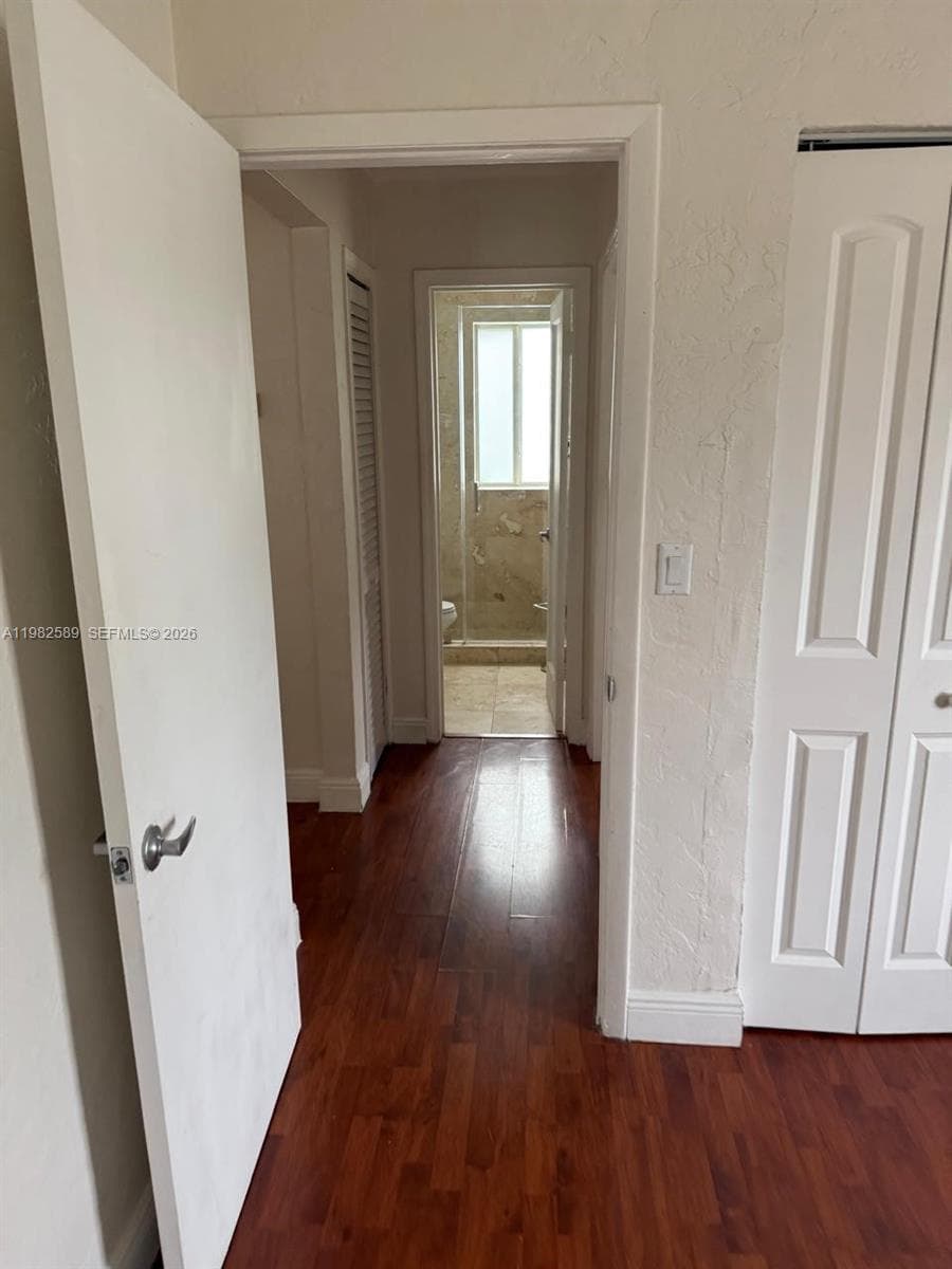 1015 NE 112th St, Biscayne Park FL 33161 — 16