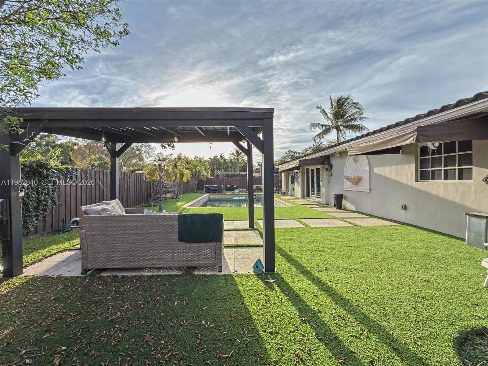 6726 Orchid Dr, Miami Lakes FL 33014 — 28