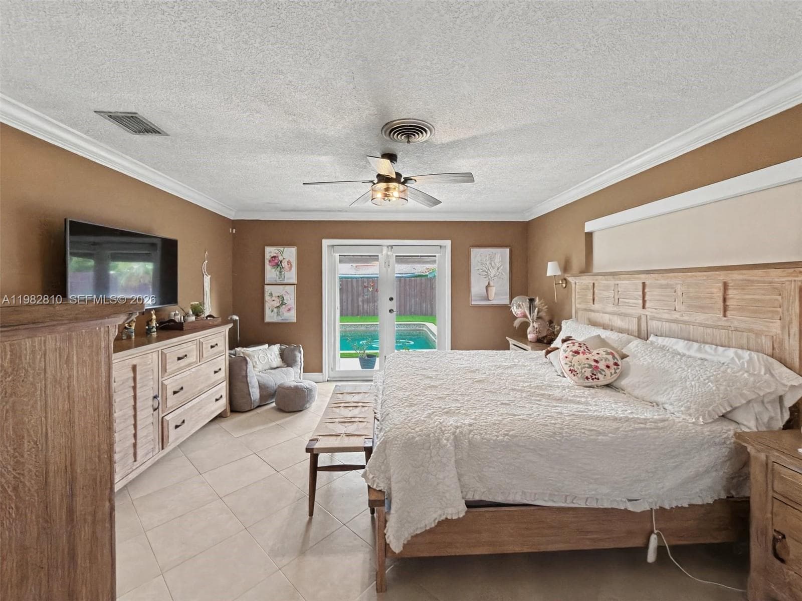 6726 Orchid Dr, Miami Lakes FL 33014 — 15