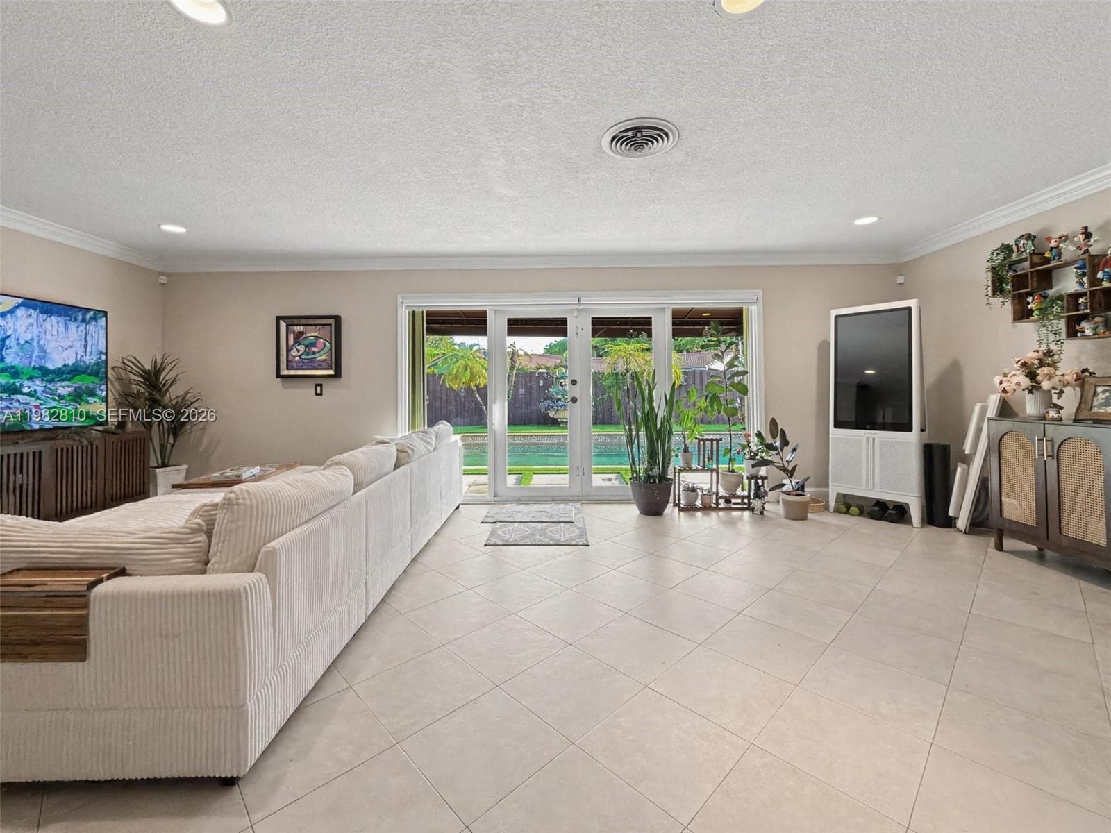 6726 Orchid Dr, Miami Lakes FL 33014 — 8