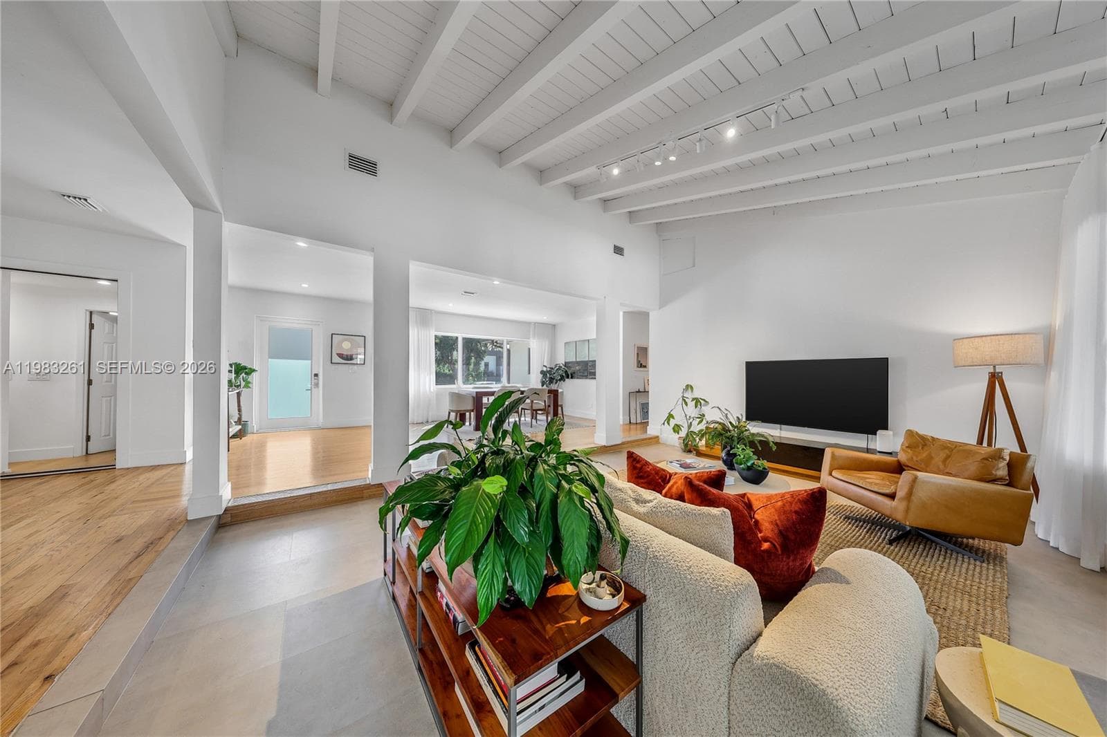 10610 NE 11th Ave, Miami Shores FL 33138 — 6