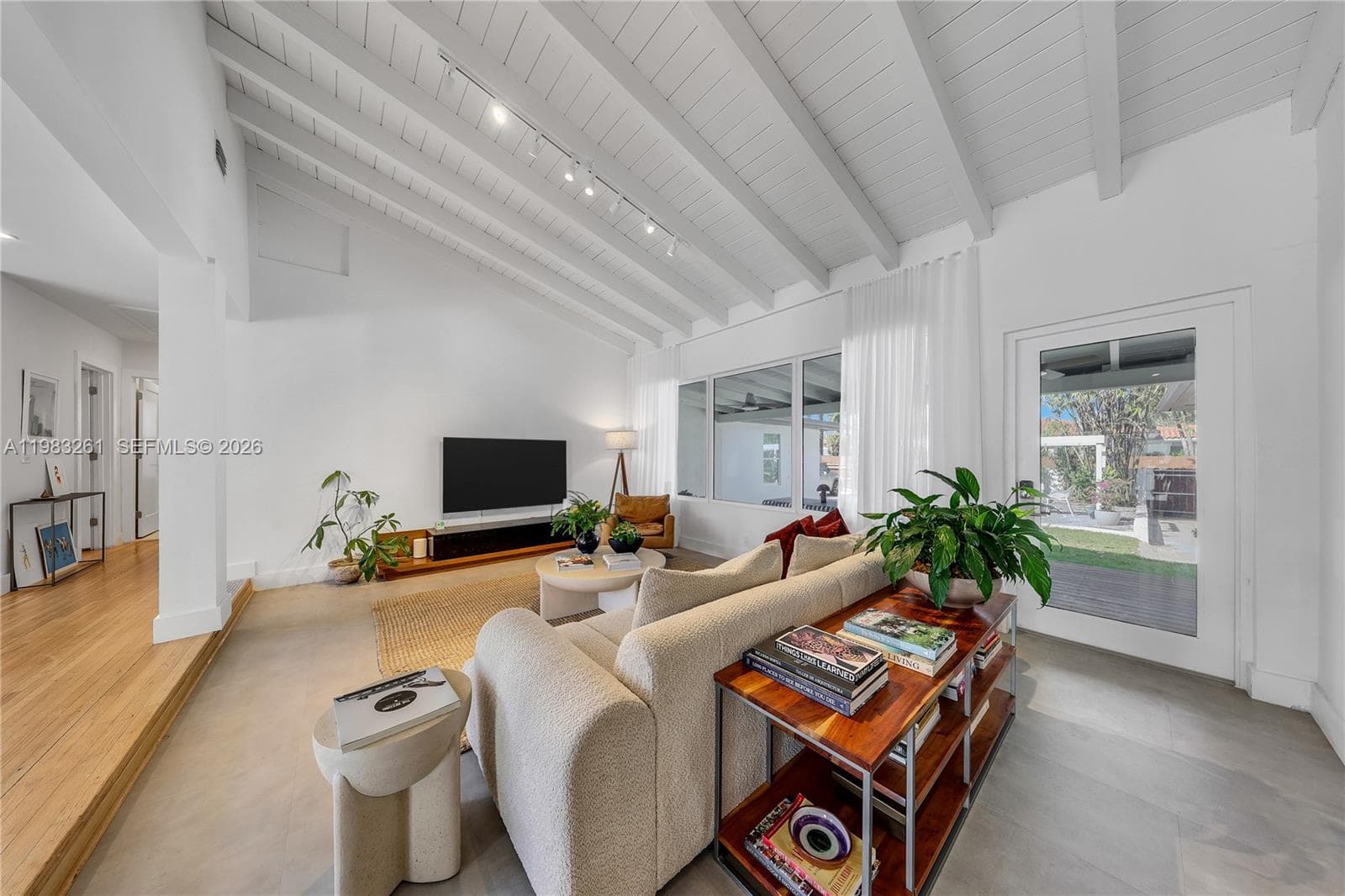 10610 NE 11th Ave, Miami Shores FL 33138 — 7