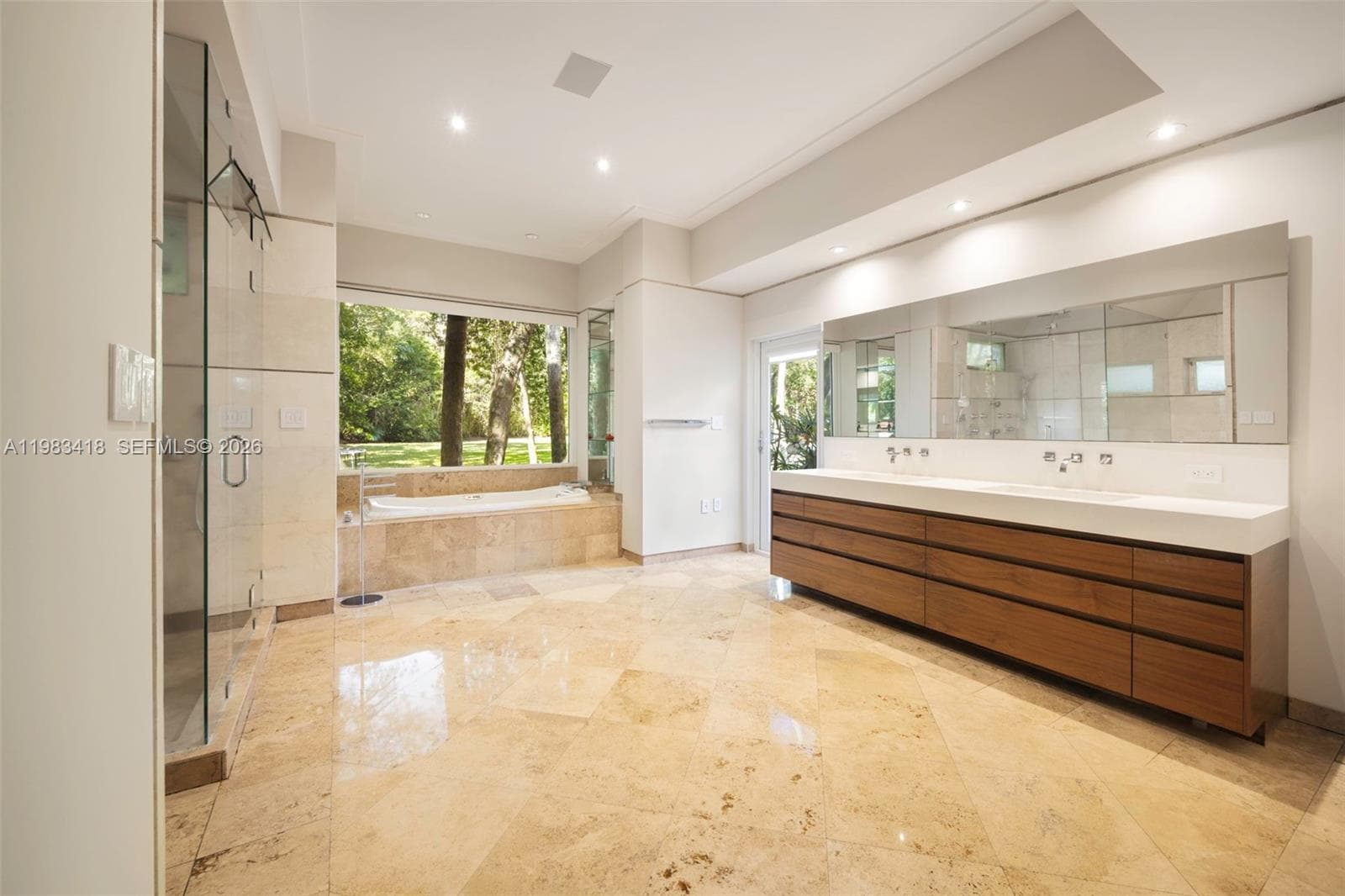 9000 Arvida Dr, Coral Gables FL 33156 — 27