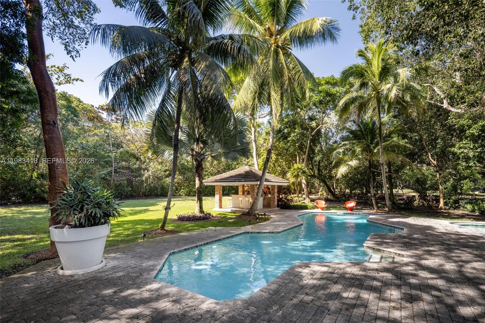 9000 Arvida Dr, Coral Gables FL 33156 — 41