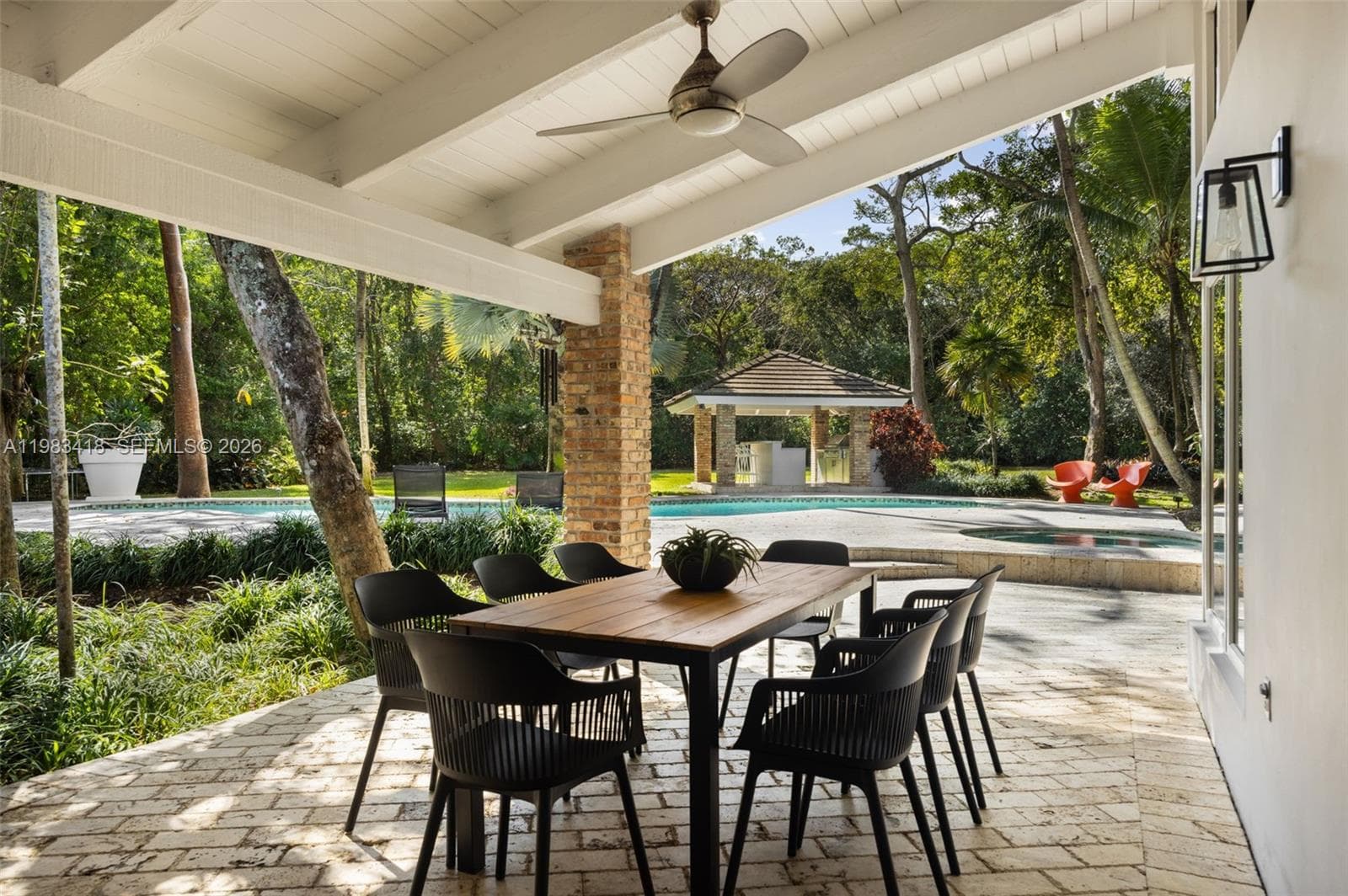 9000 Arvida Dr, Coral Gables FL 33156 — 37