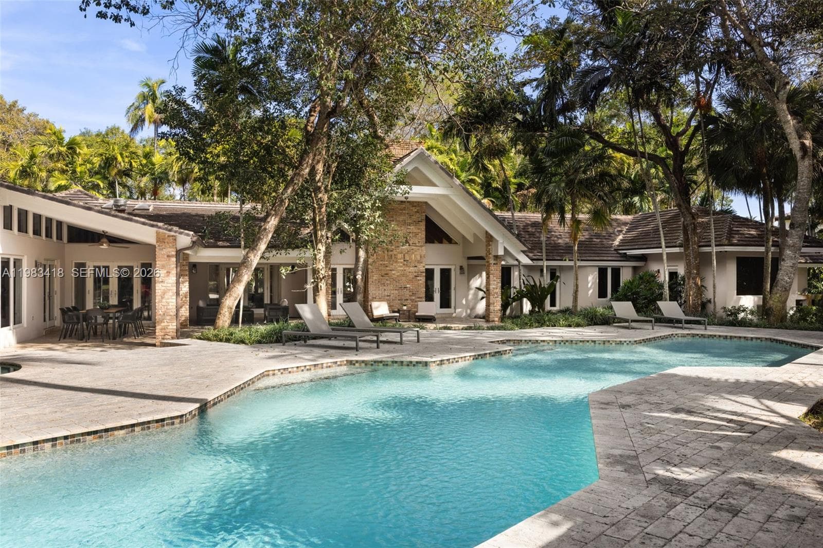 9000 Arvida Dr, Coral Gables FL 33156 — 35