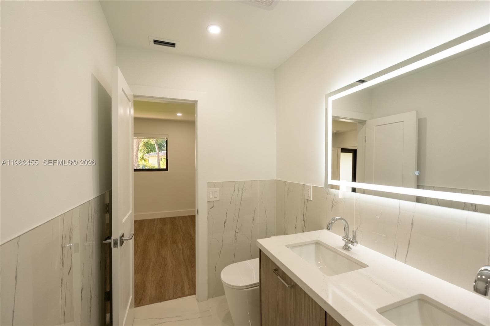 14515 Mahogany Ct, Miami Lakes FL 33014 — 20