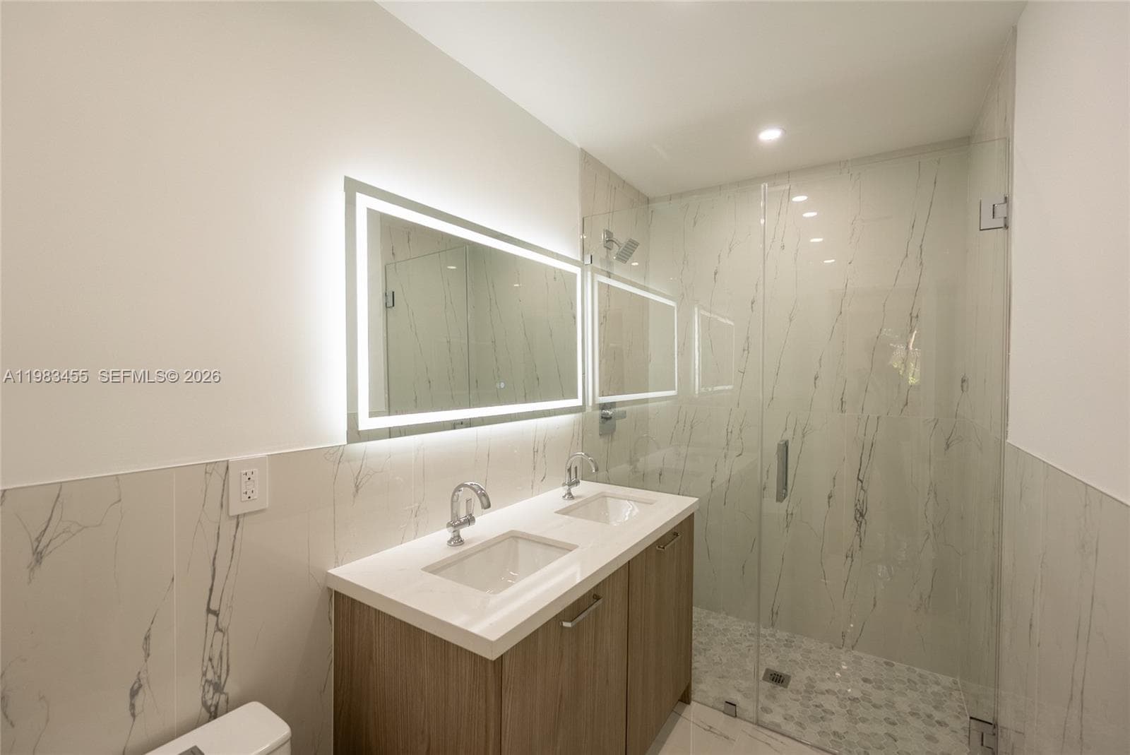 14515 Mahogany Ct, Miami Lakes FL 33014 — 19