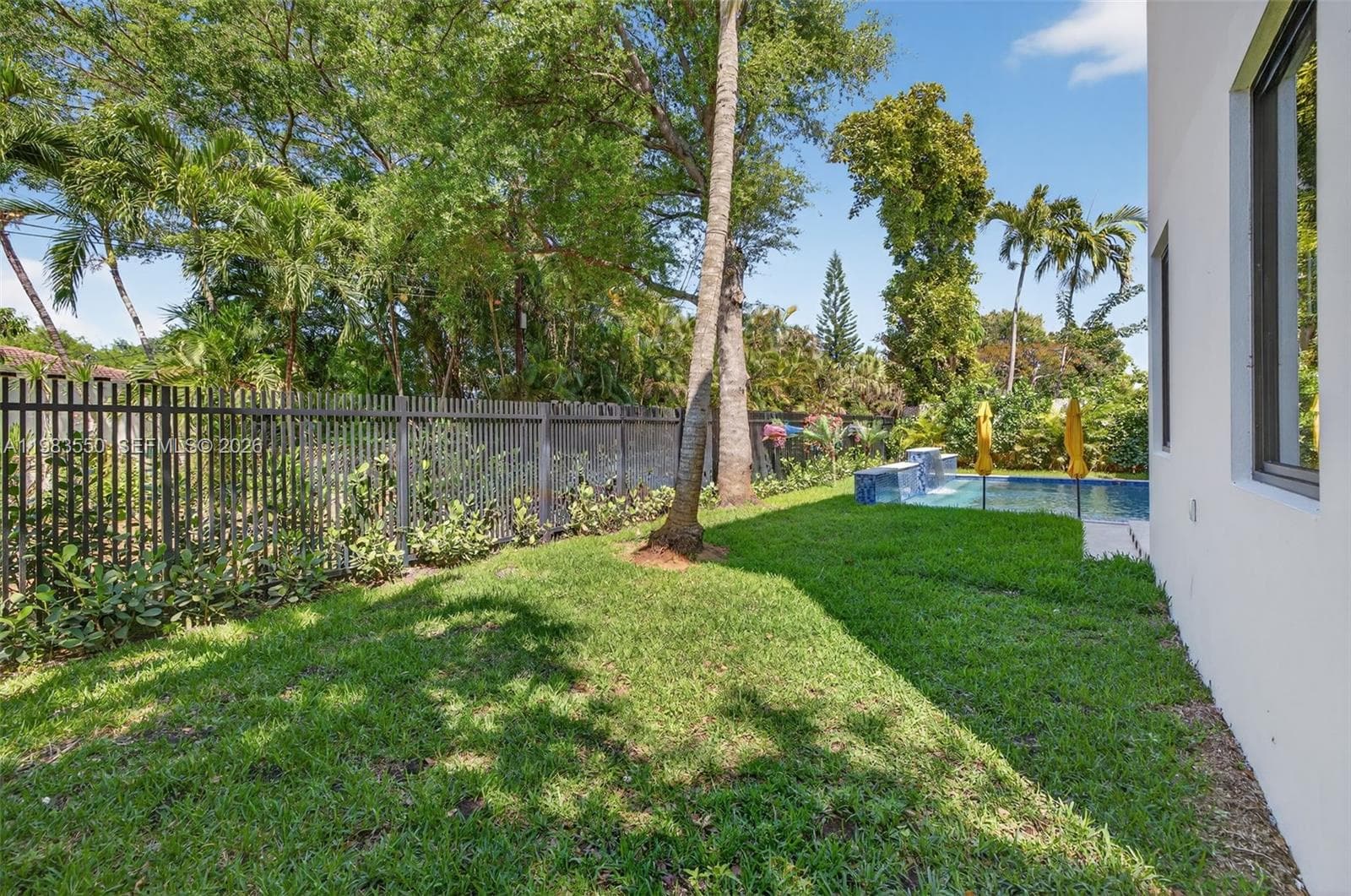 941 NE 119th St, Biscayne Park FL 33161 — 94
