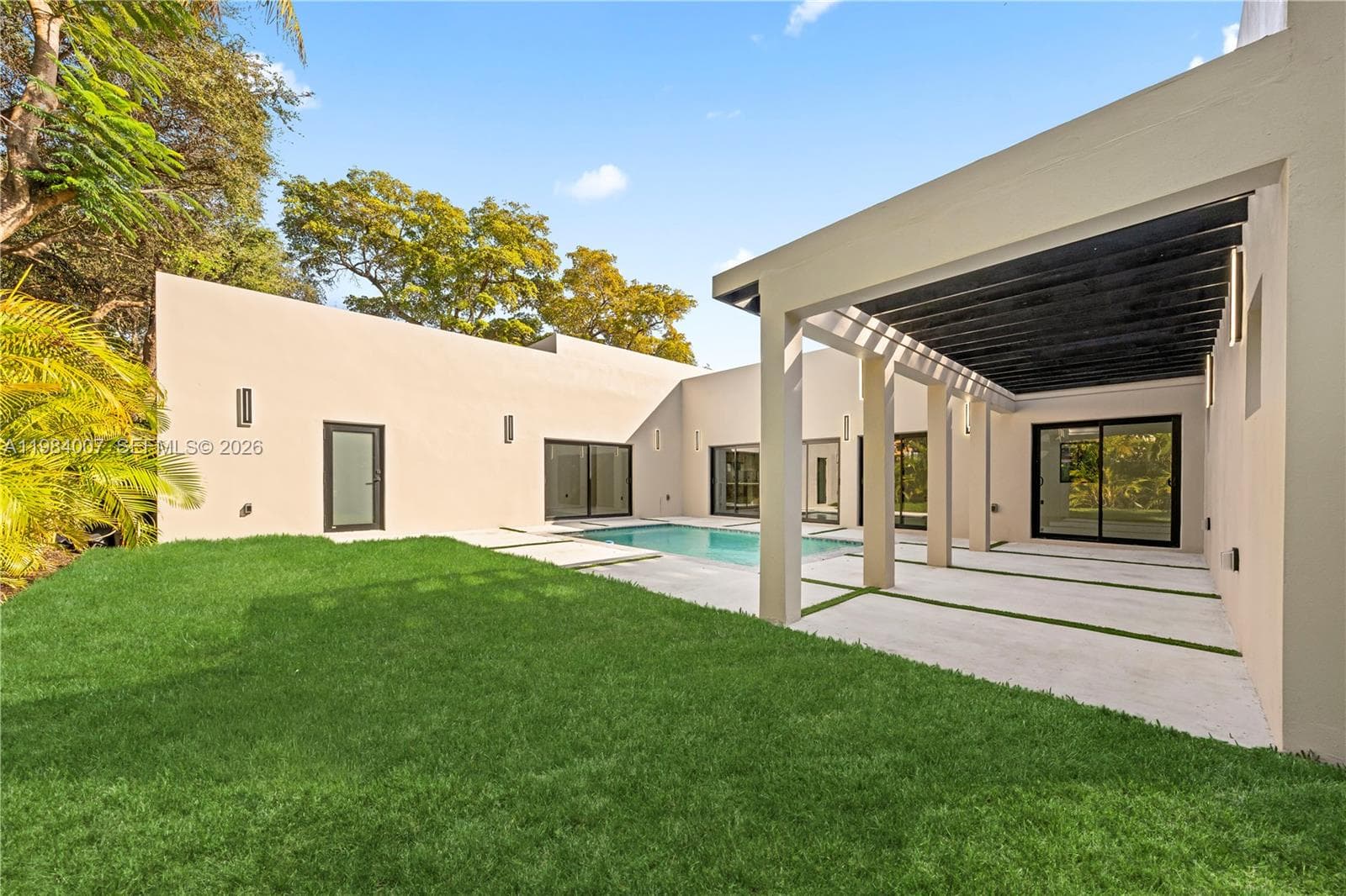 12335 Griffing Blvd, North Miami FL 33161 — 61