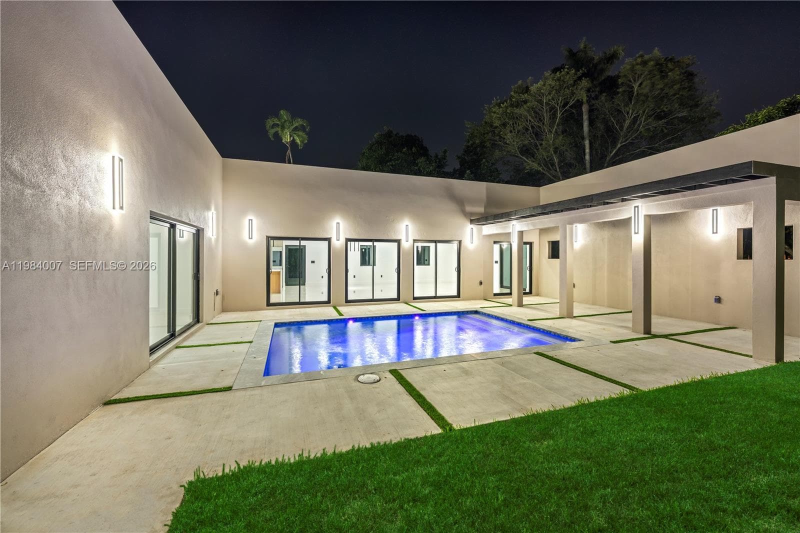 12335 Griffing Blvd, North Miami FL 33161 — 75