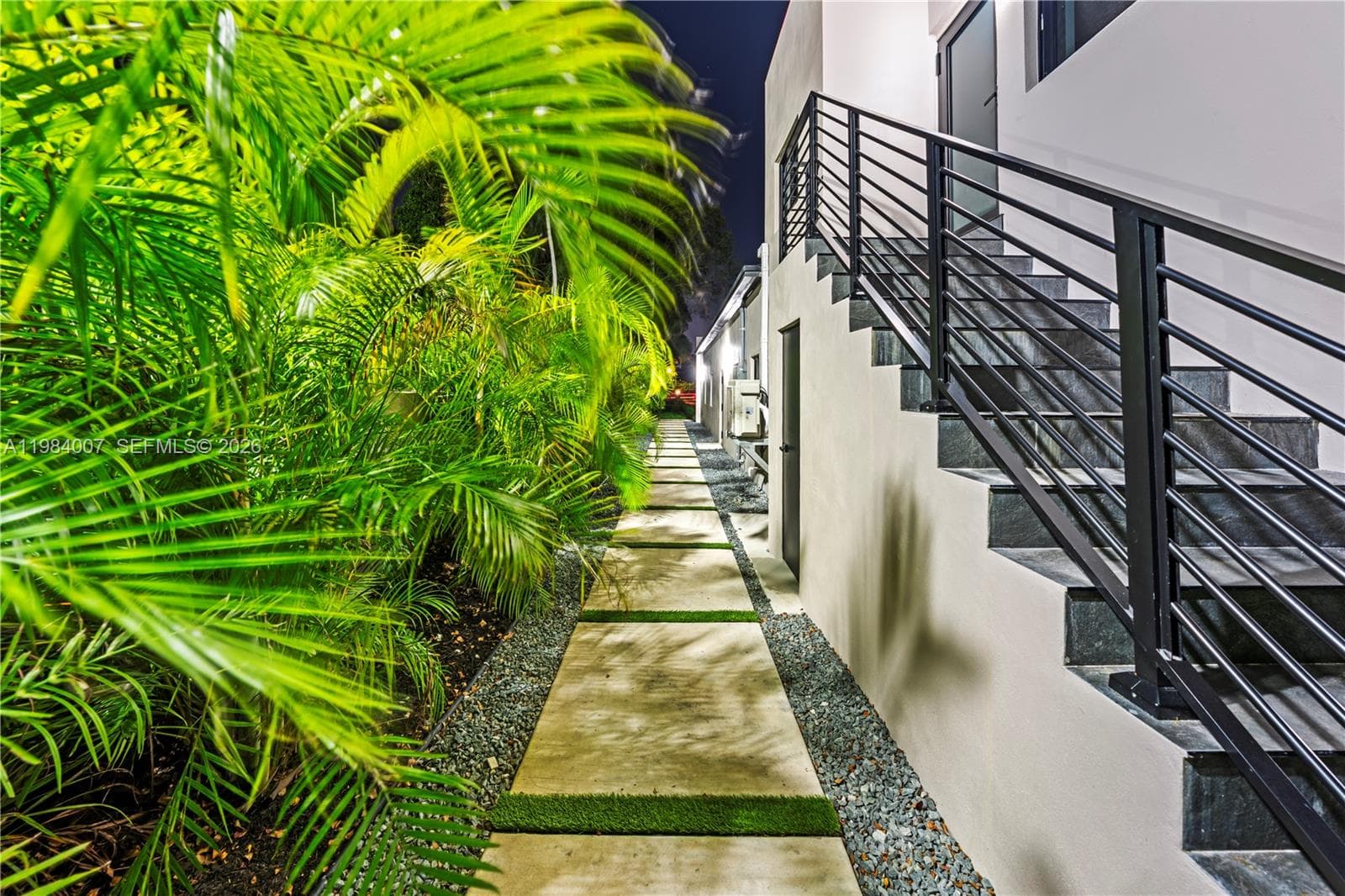 12335 Griffing Blvd, North Miami FL 33161 — 72