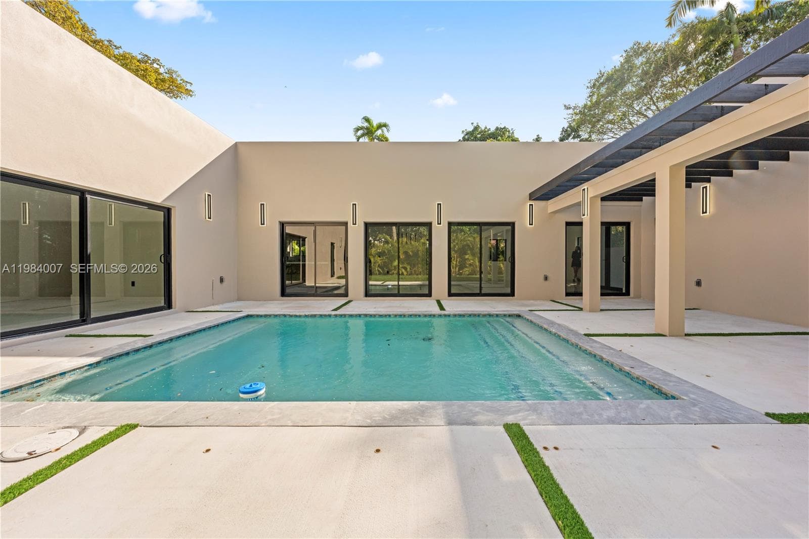 12335 Griffing Blvd, North Miami FL 33161 — 65