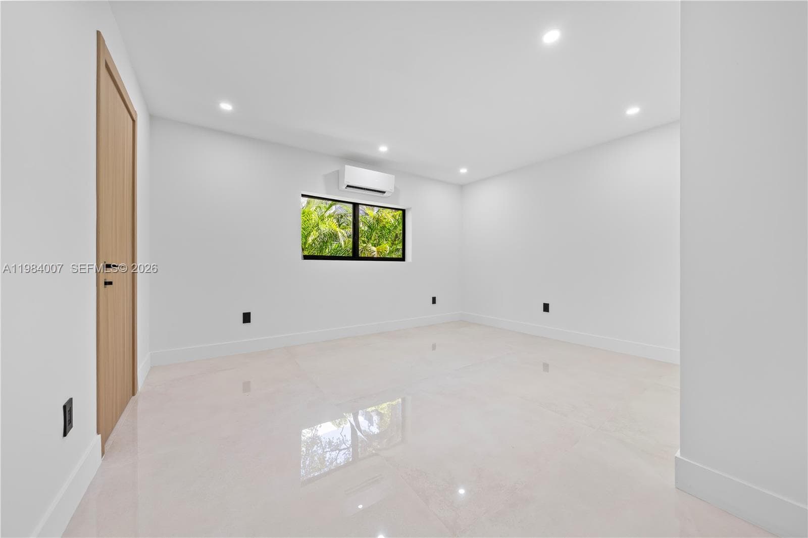 12335 Griffing Blvd, North Miami FL 33161 — 38