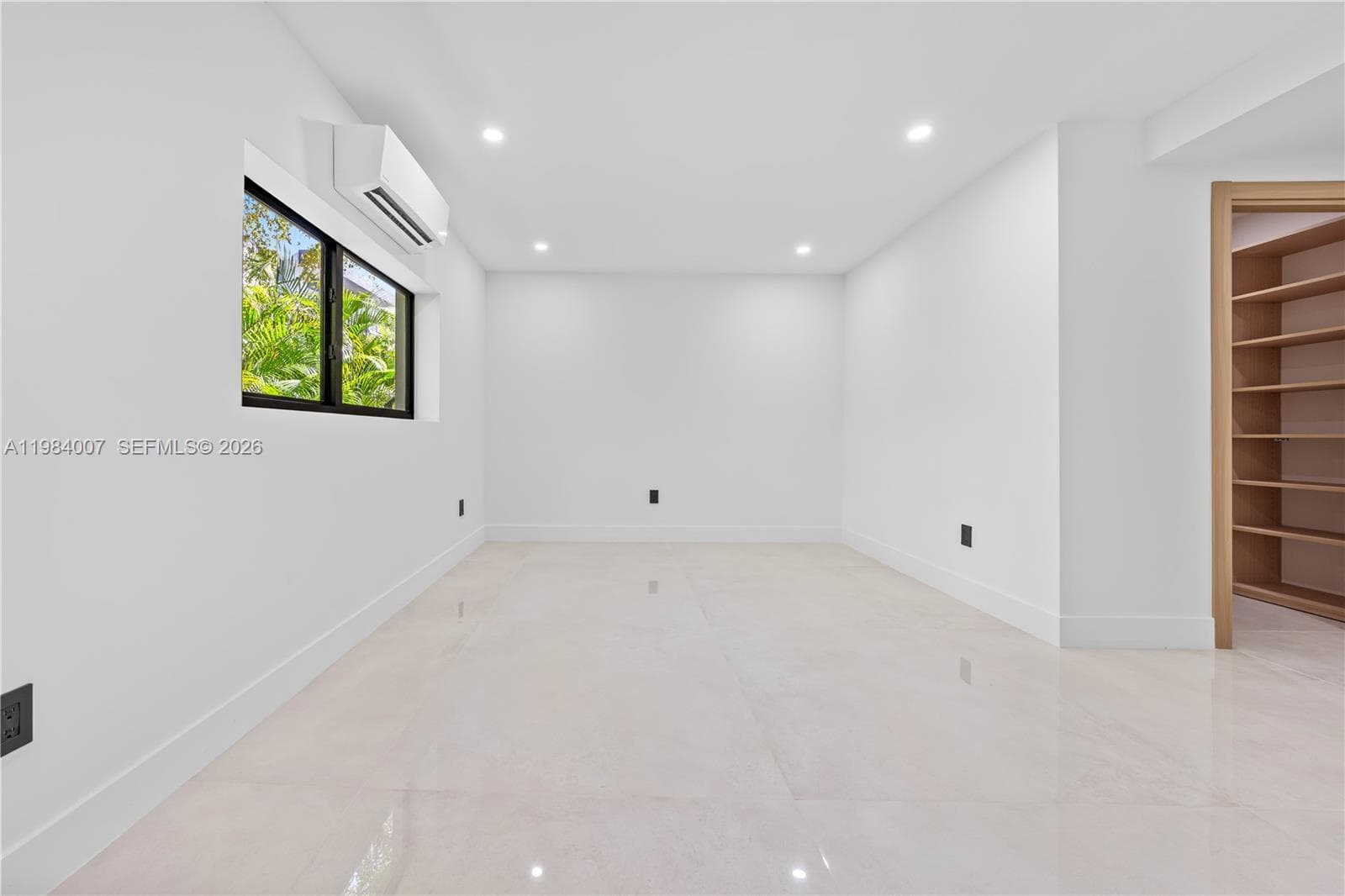 12335 Griffing Blvd, North Miami FL 33161 — 37