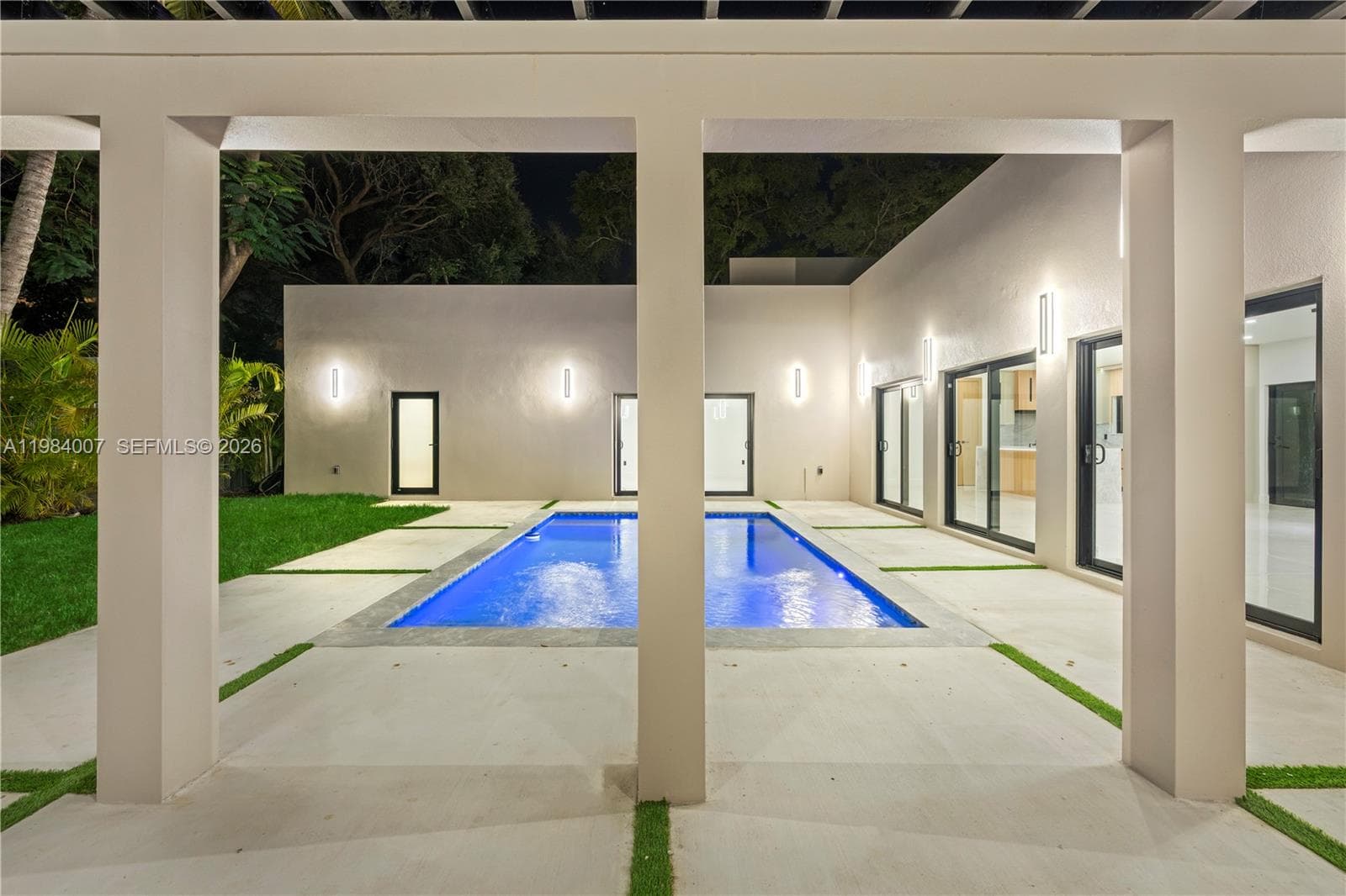 12335 Griffing Blvd, North Miami FL 33161 — 67