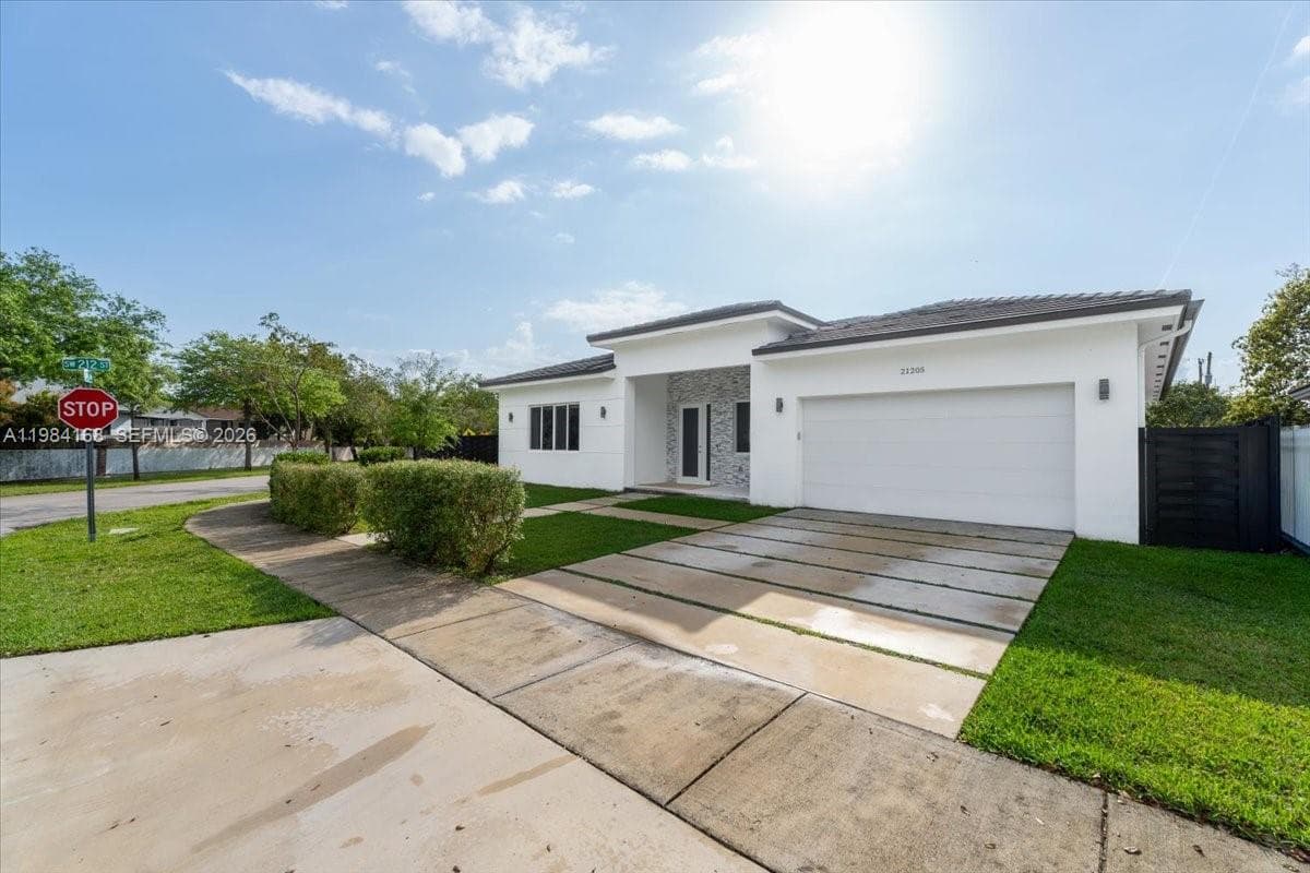 21205 Ingraham Ave Rd, Cutler Bay FL 33189 — 3