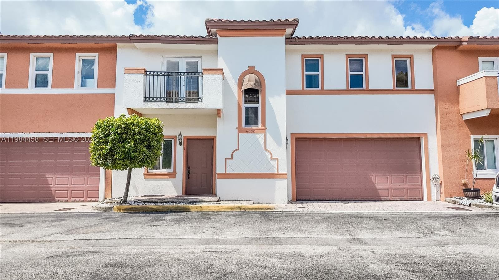 6002 SW 8th St # 3, West Miami FL 33144 — 1