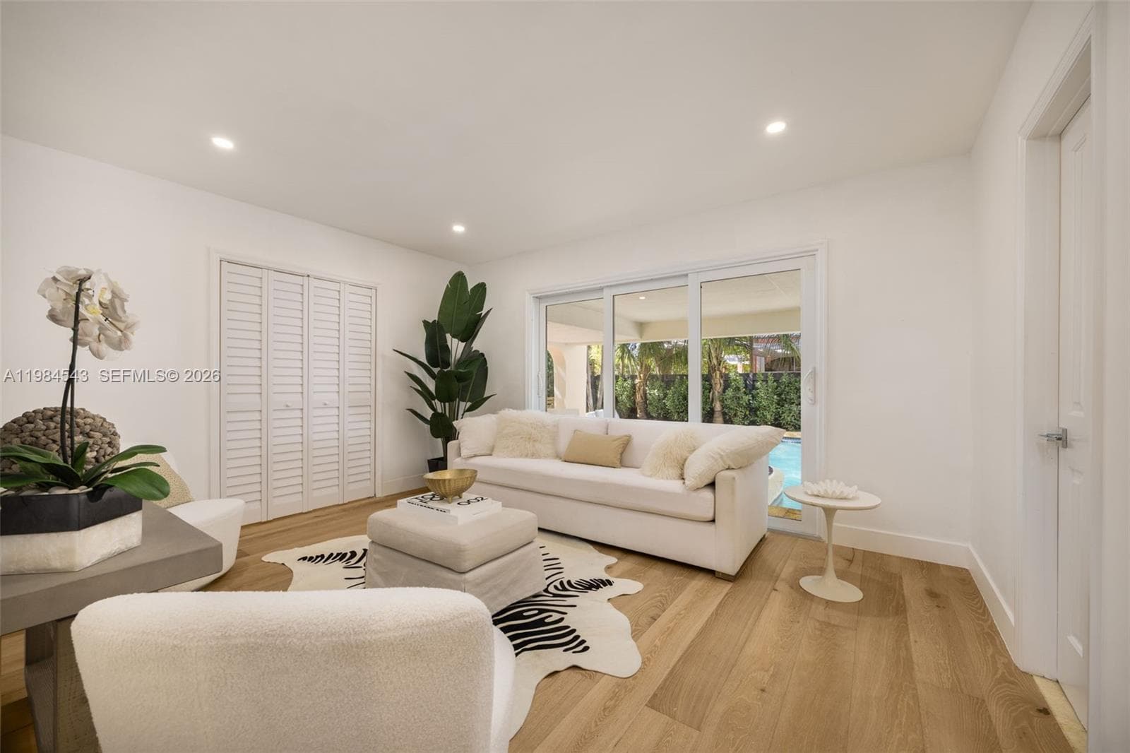 3090 Kirk St, Coconut Grove FL 33133 — 9