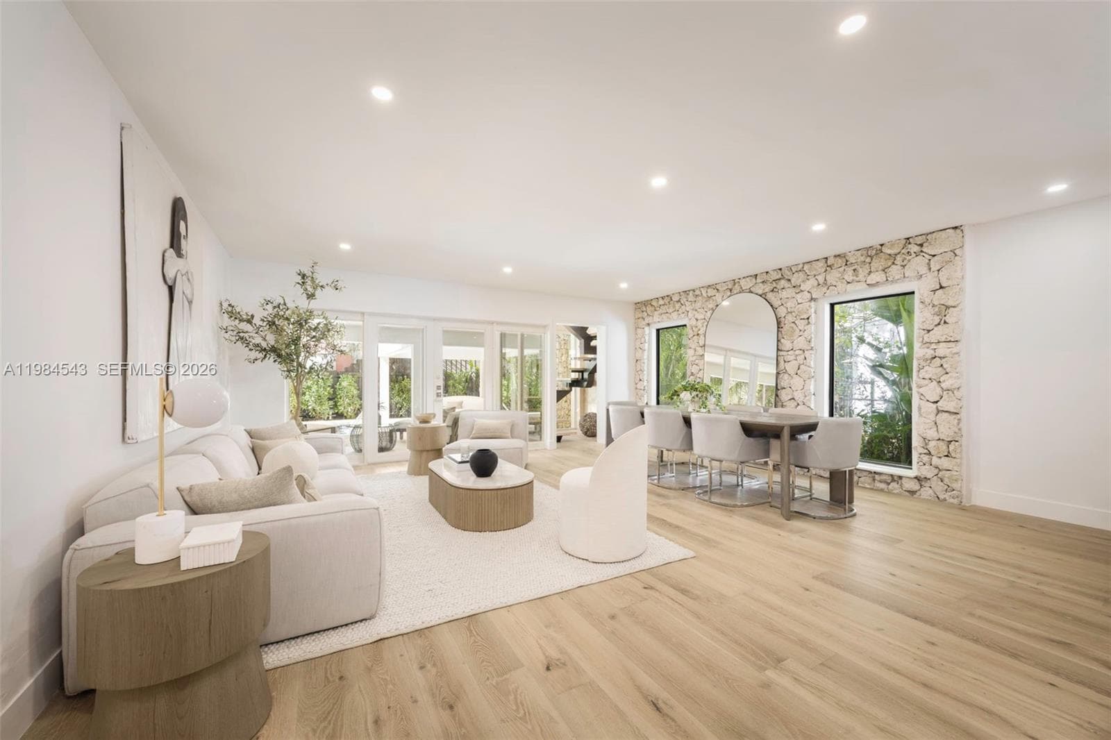 3090 Kirk St, Coconut Grove FL 33133 — 4