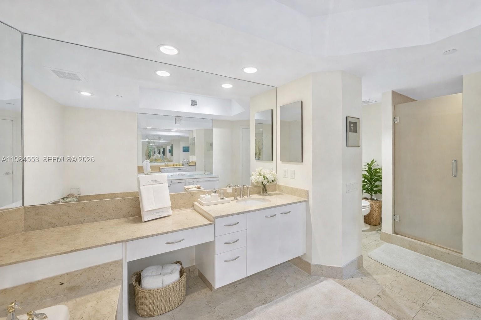 21200 Point Pl # 1901, Aventura FL 33180 — 28