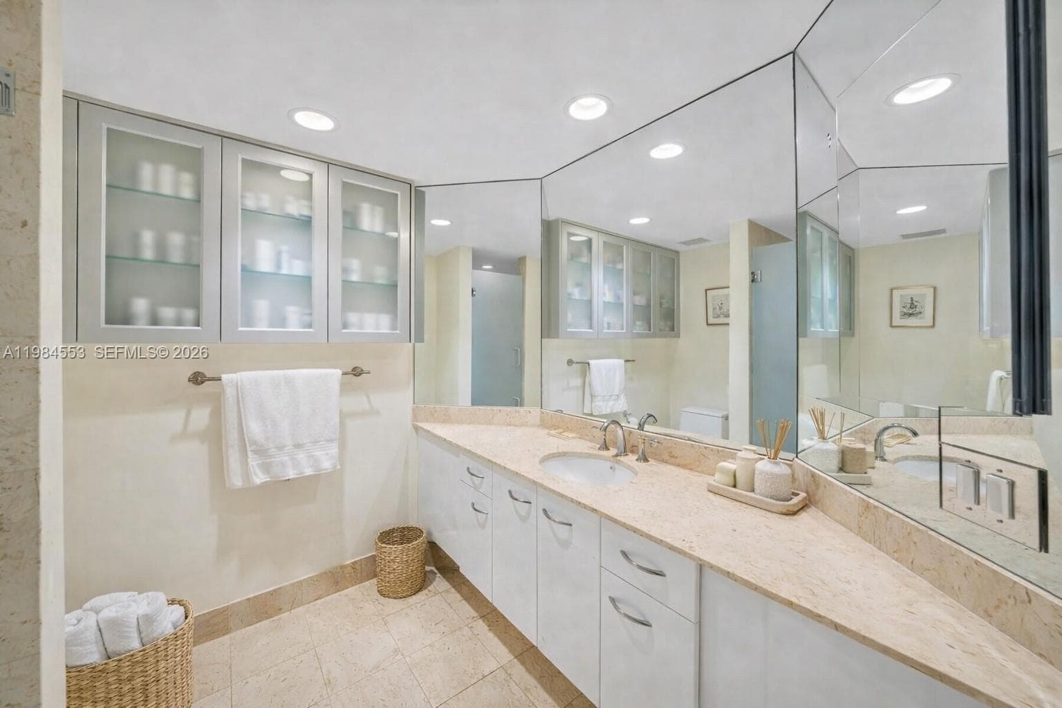 21200 Point Pl # 1901, Aventura FL 33180 — 29