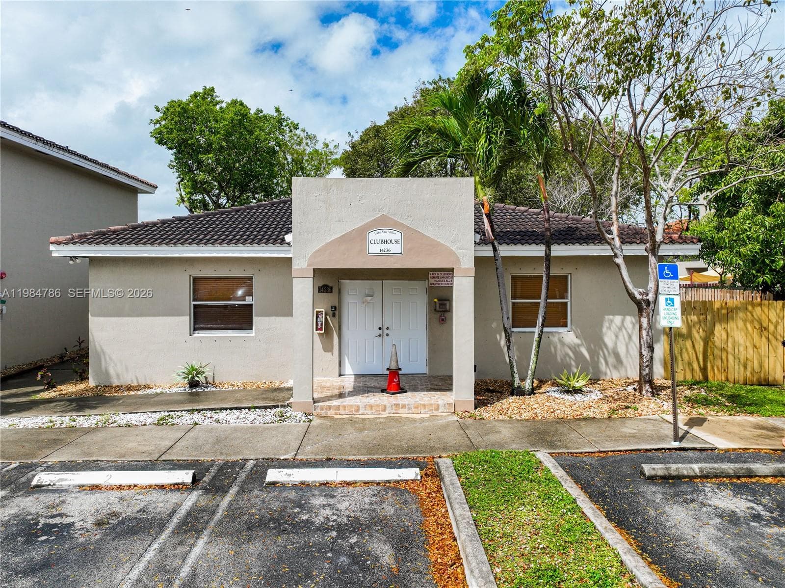 14286 NW 17th Ave, Opa-Locka FL 33054 — 70