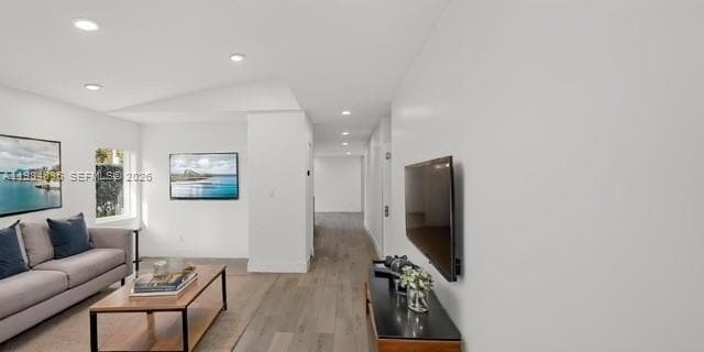 588 Mokena Dr, Miami Springs FL 33166 — 10