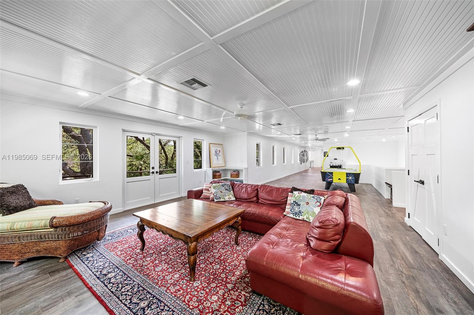 6700 SW 132nd St, Pinecrest FL 33156 — 72