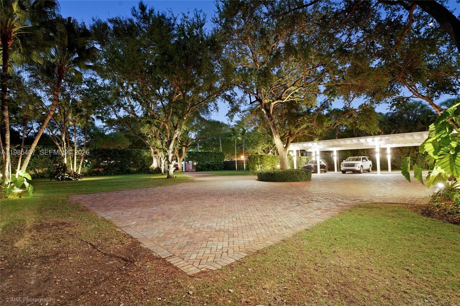 4550 Sunset Dr, Coral Gables FL 33143 — 62