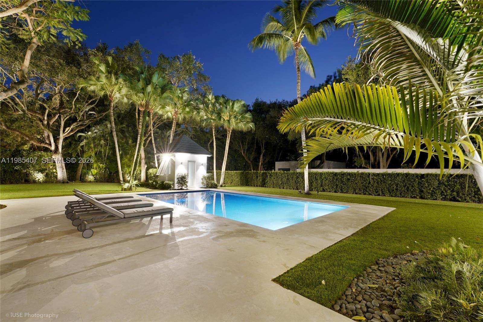 4550 Sunset Dr, Coral Gables FL 33143 — 57