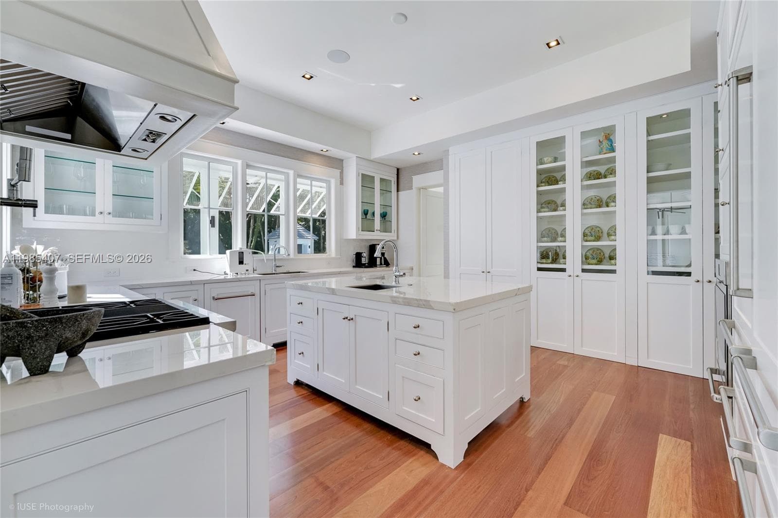 4550 Sunset Dr, Coral Gables FL 33143 — 18