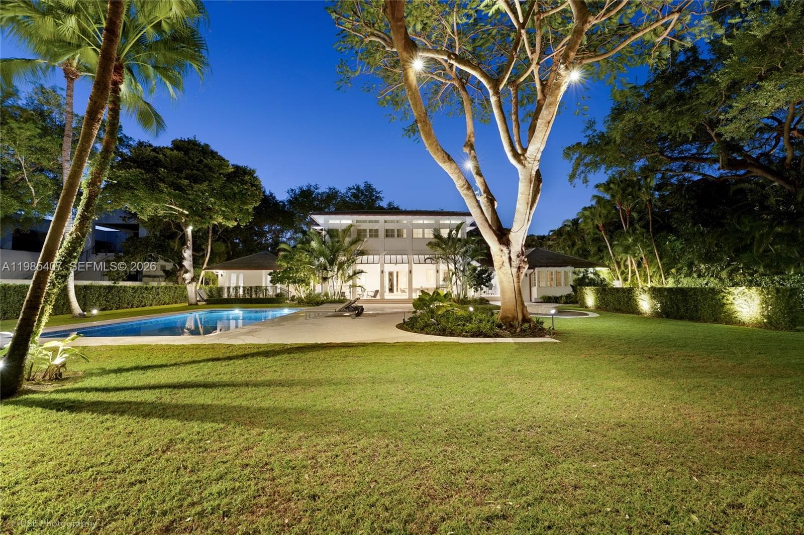 4550 Sunset Dr, Coral Gables FL 33143 — 59