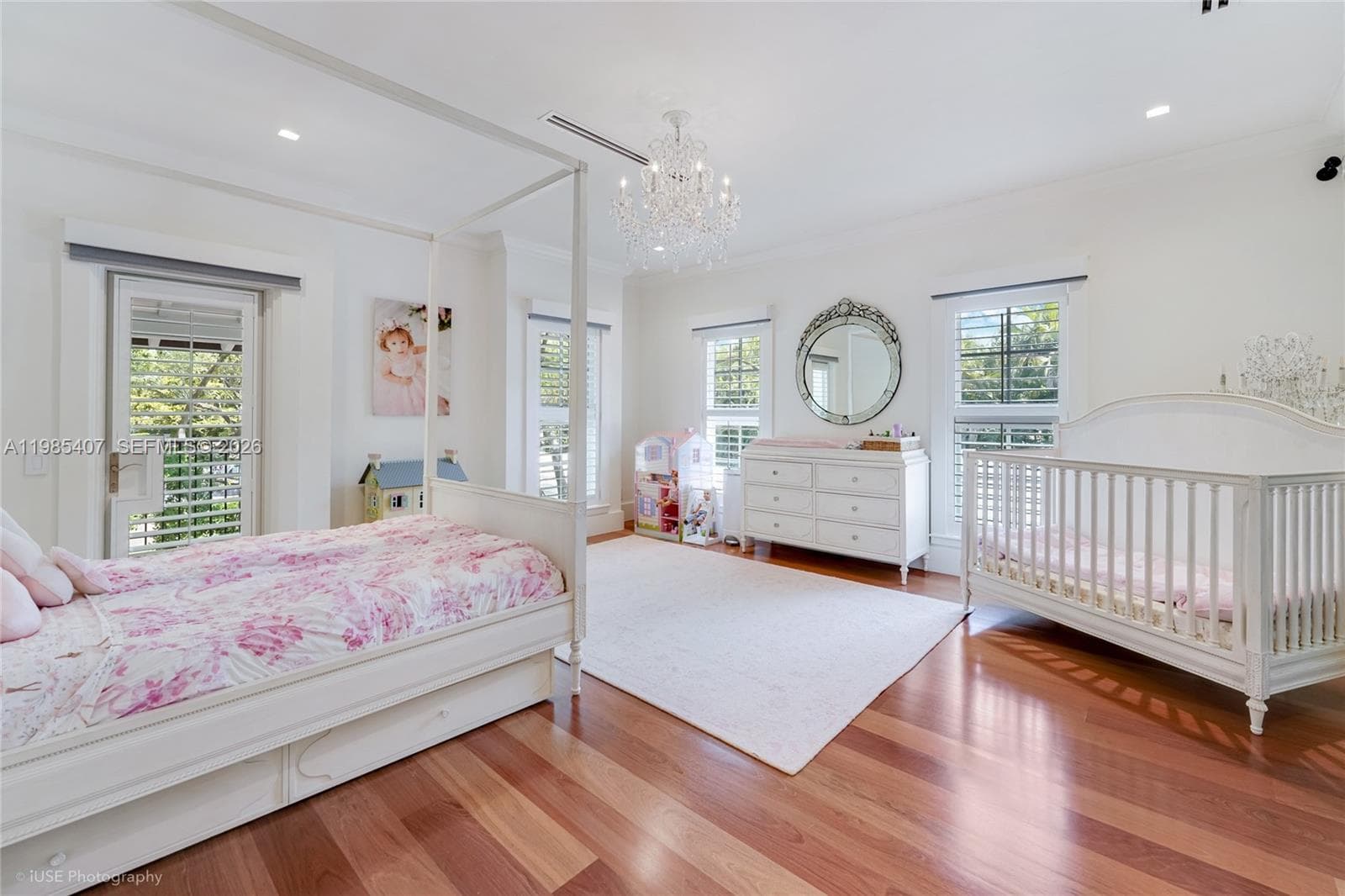 4550 Sunset Dr, Coral Gables FL 33143 — 35
