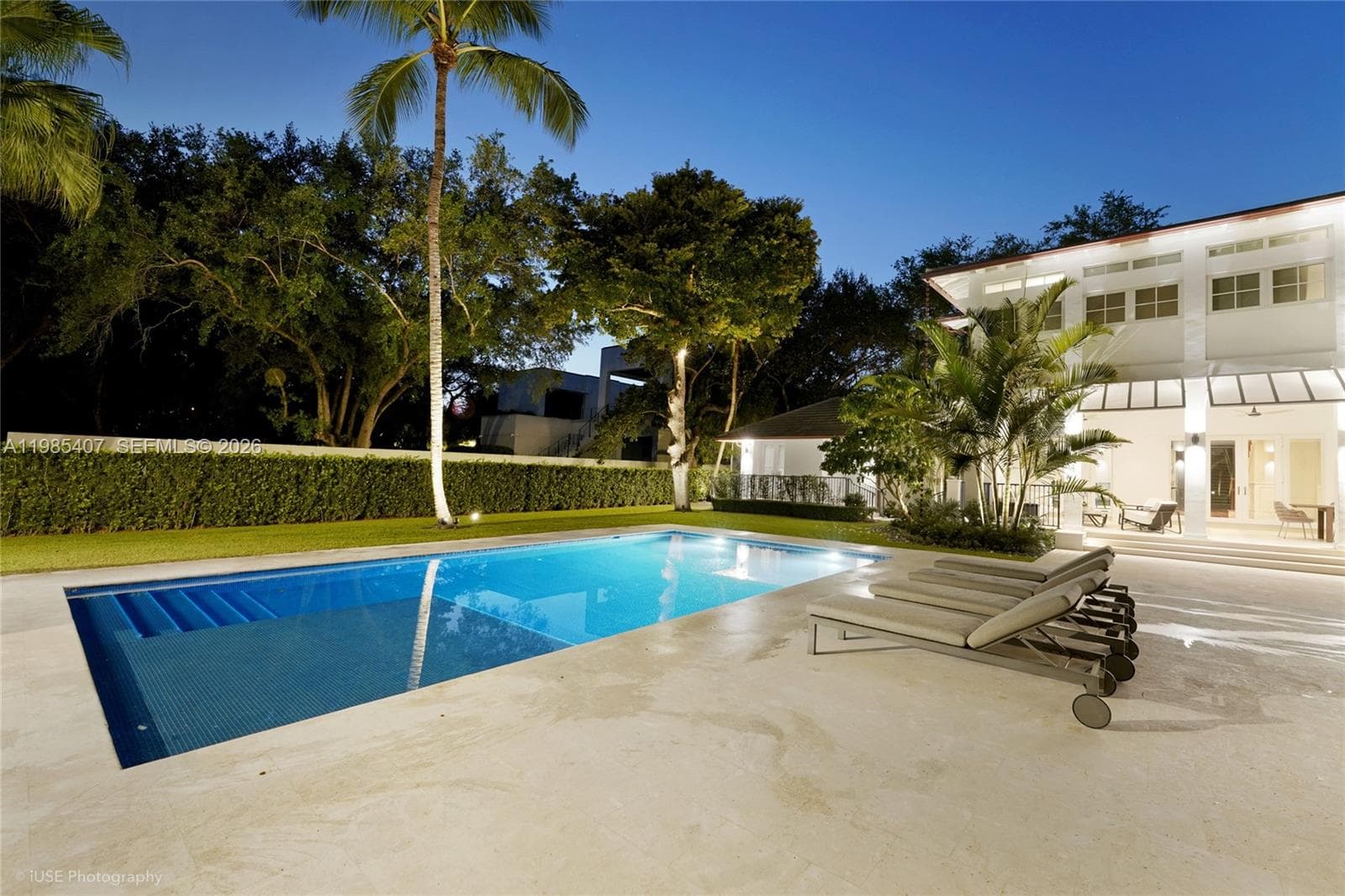 4550 Sunset Dr, Coral Gables FL 33143 — 60