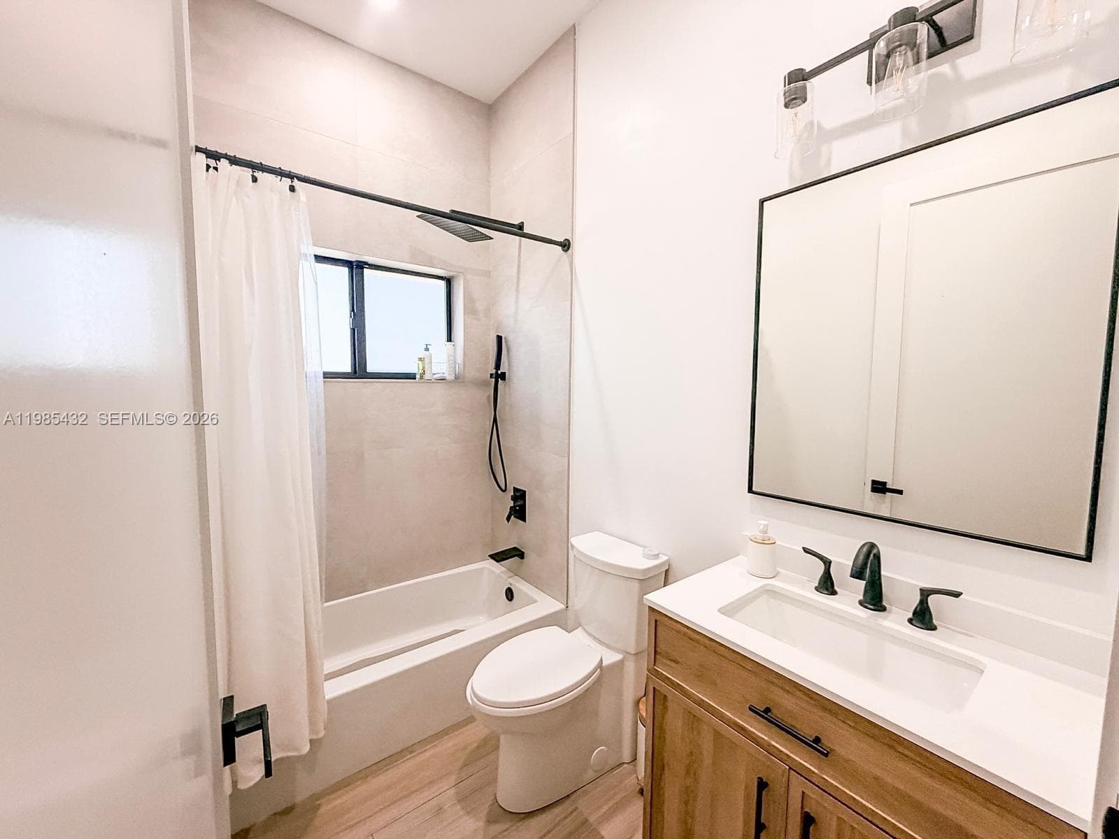 6200 SW 57th Dr, South Miami FL 33143 — 25