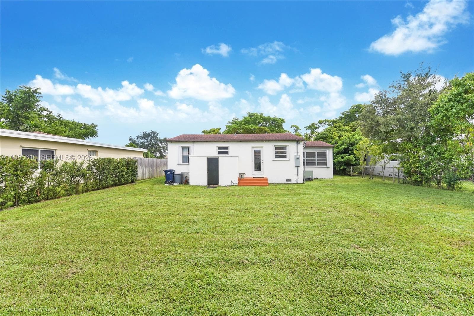 6457 SW 10th St, West Miami FL 33144 — 17