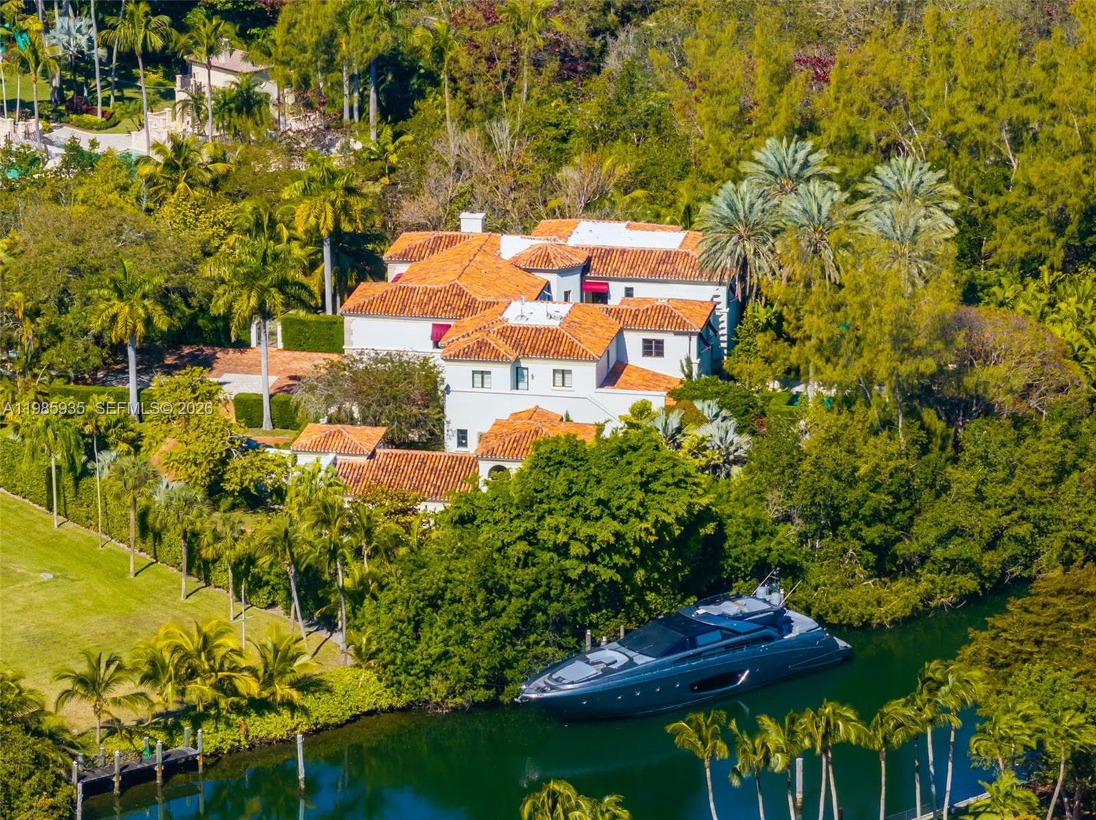 9401 Journeys End Rd, Coral Gables FL 33156 — 53