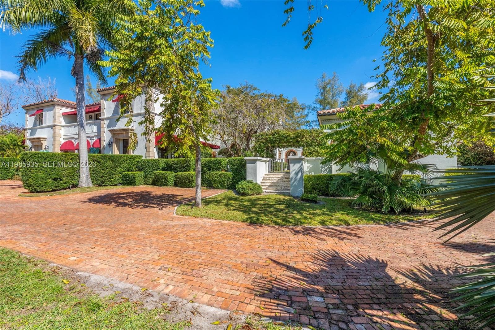 9401 Journeys End Rd, Coral Gables FL 33156 — 7