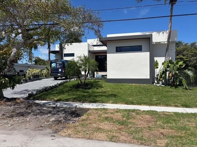 2161 NE 124th St, North Miami FL 33181 — 2