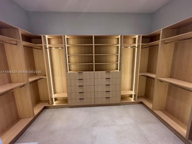2161 NE 124th St, North Miami FL 33181 — 7