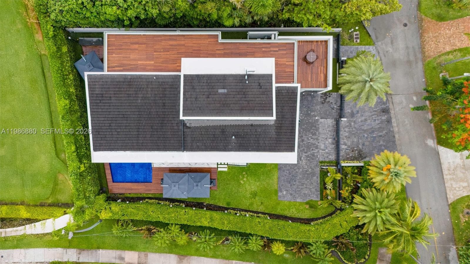 610 Harbor Cir, Key Biscayne FL 33149 — 71