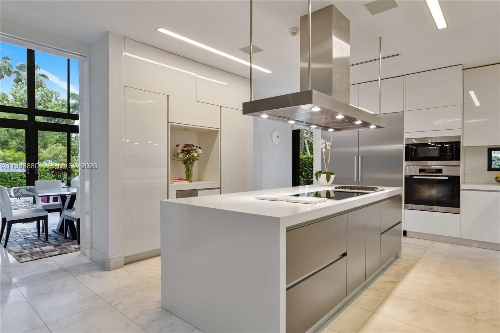 610 Harbor Cir, Key Biscayne FL 33149 — 15