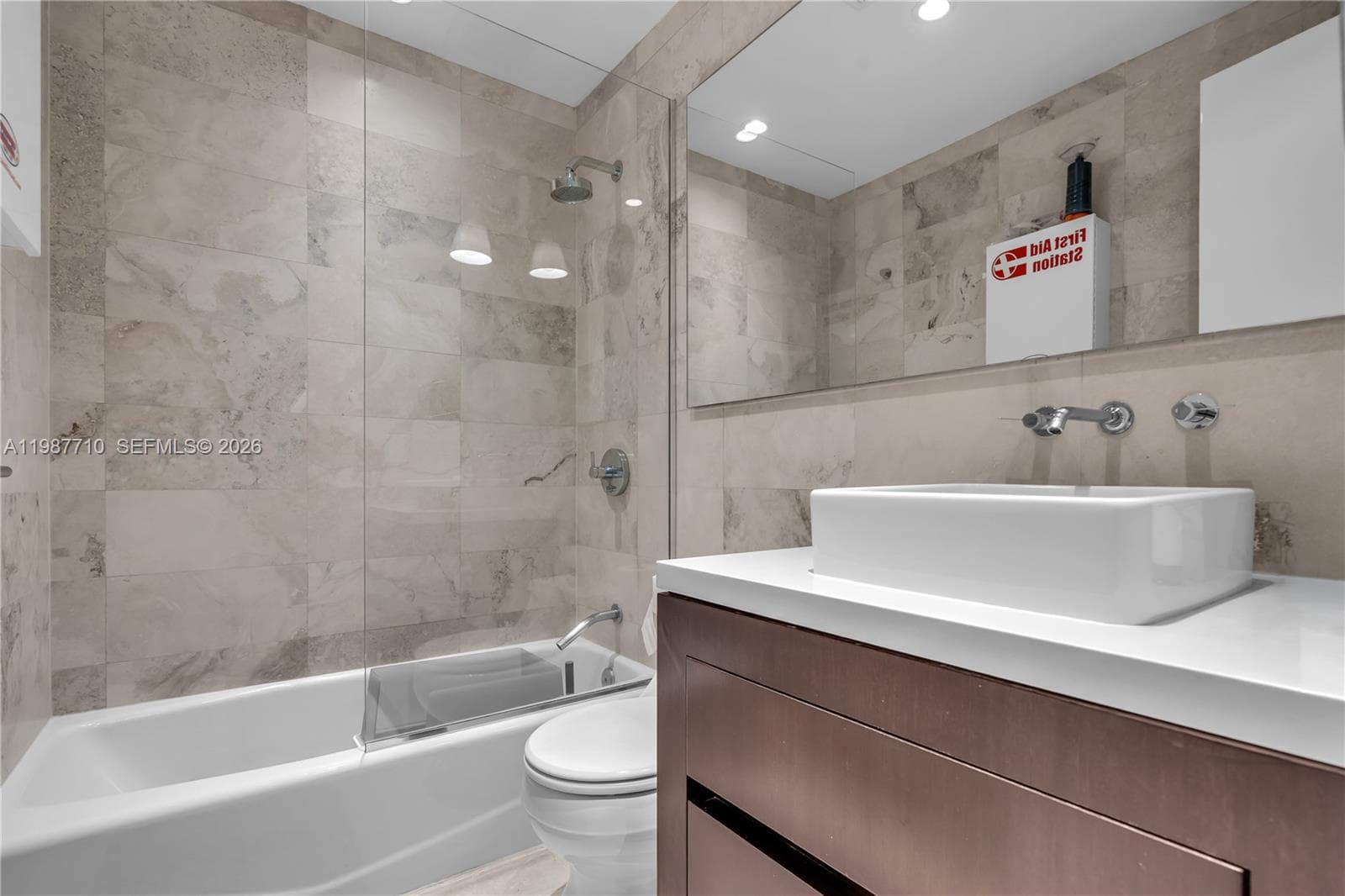 140 Hampton Ln, Key Biscayne FL 33149 — 27